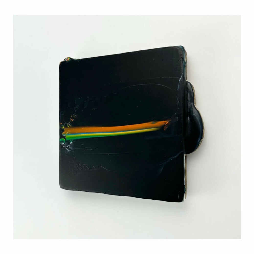 Dangos cariad  (9 x 8 inches acrylic on mdf 2022)